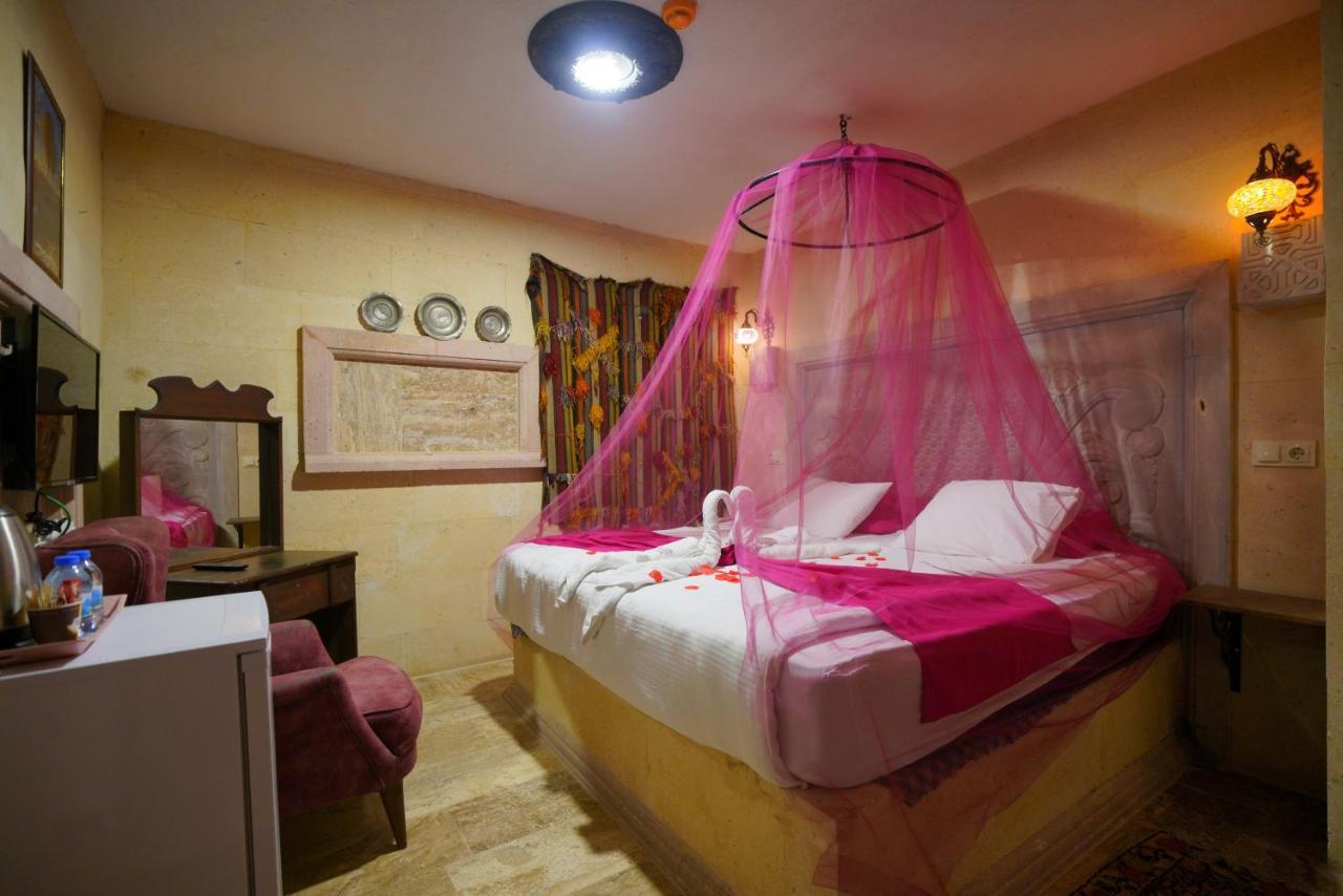 Lucky Luke Stone House Apartment Goreme Exterior photo