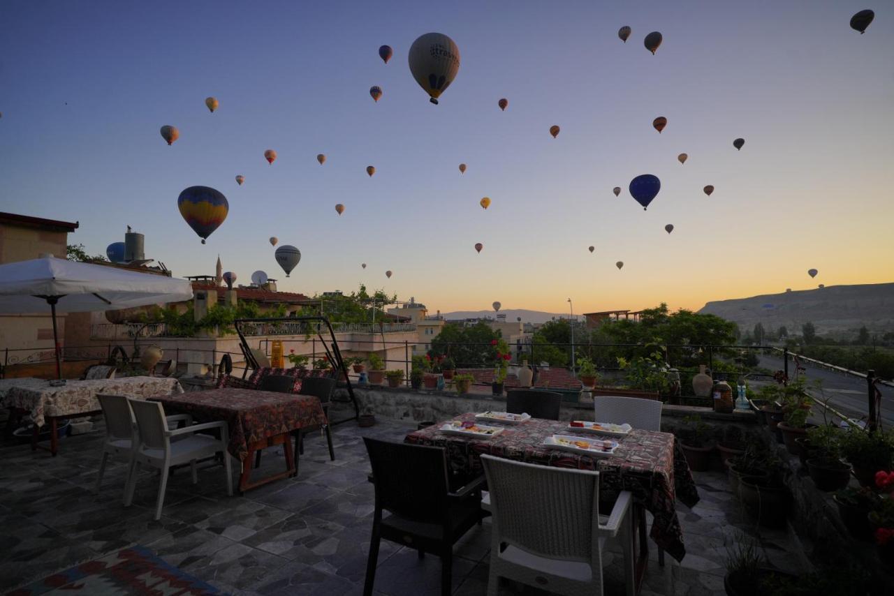 Lucky Luke Stone House Apartment Goreme Exterior photo
