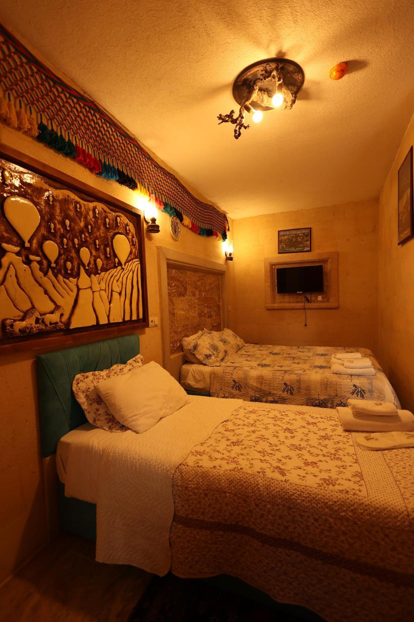 Lucky Luke Stone House Apartment Goreme Exterior photo